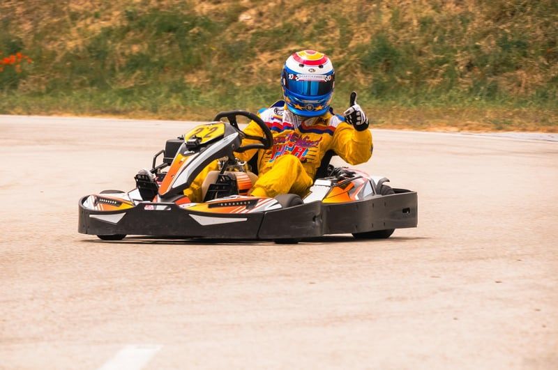 Comparaison des moteurs de karting : électrique ou thermique, lequel choisir en 2026 ?
